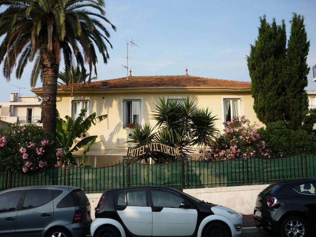Logis Victorine Hotel